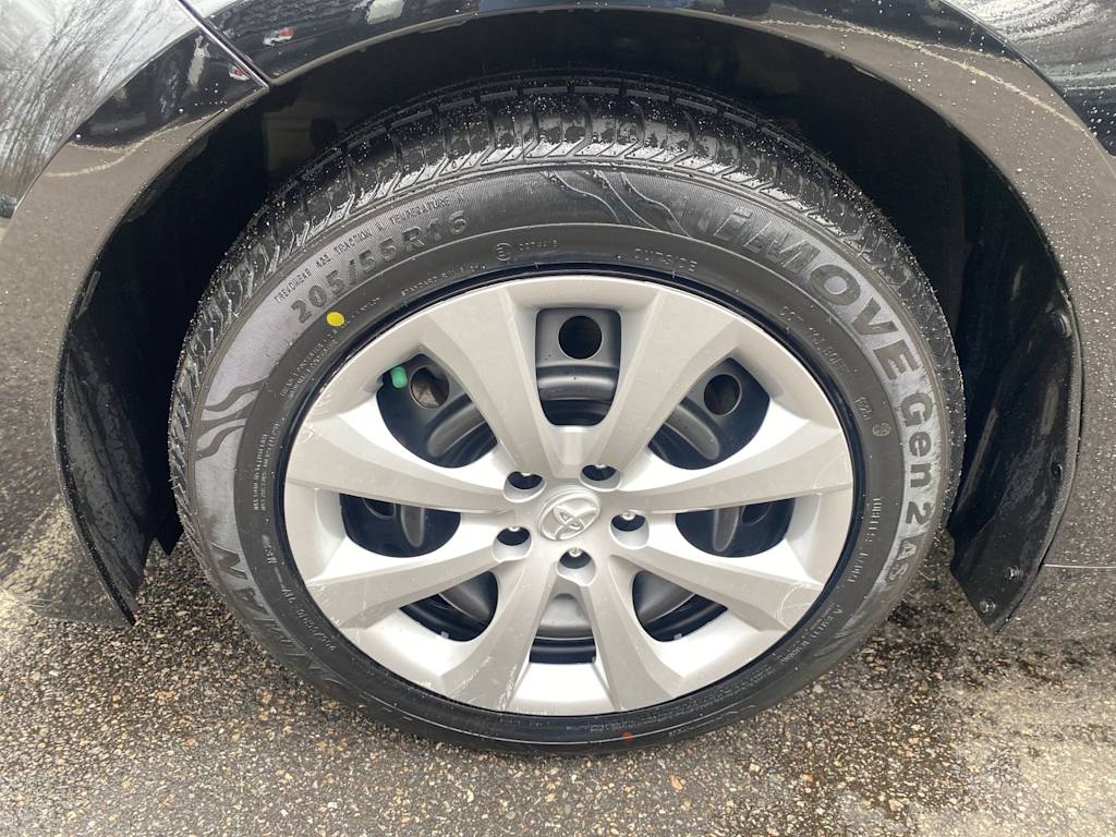 Thumbnail: 2024 Toyota Corolla - 6