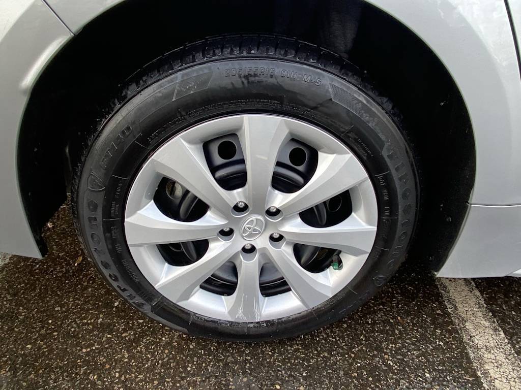 Thumbnail: 2024 Toyota Corolla - 28