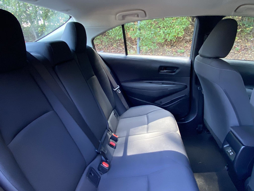 Thumbnail: 2023 Toyota Corolla - 28