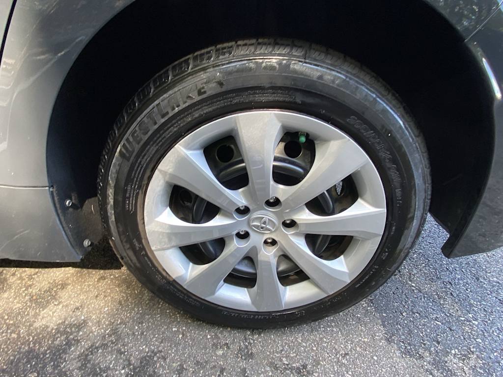 Thumbnail: 2023 Toyota Corolla - 22