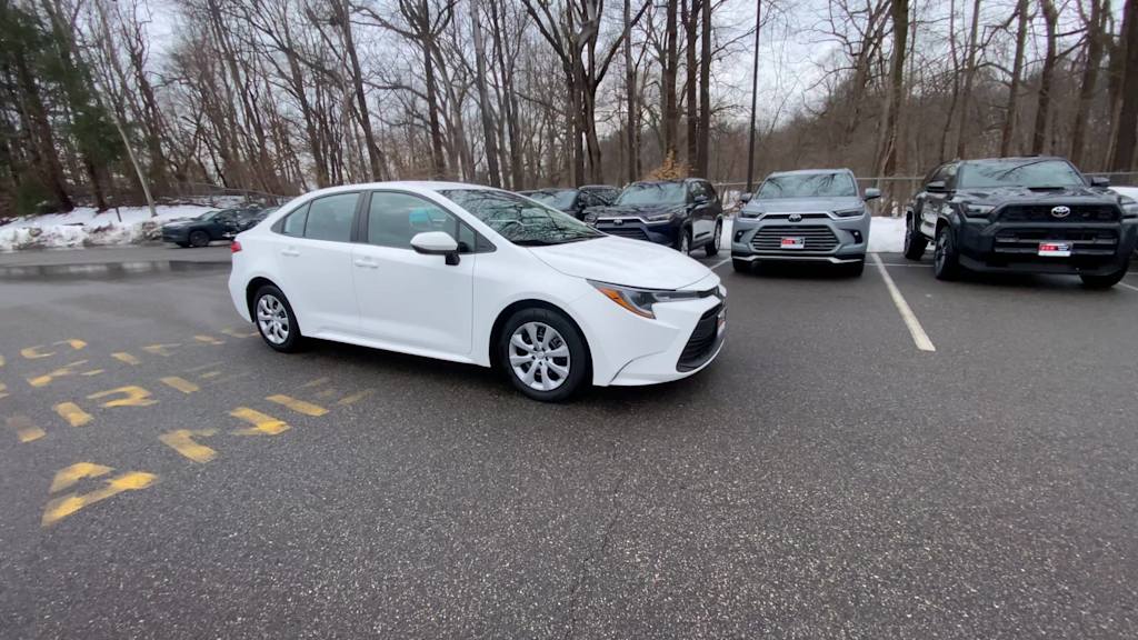 Thumbnail: 2023 Toyota Corolla - 5