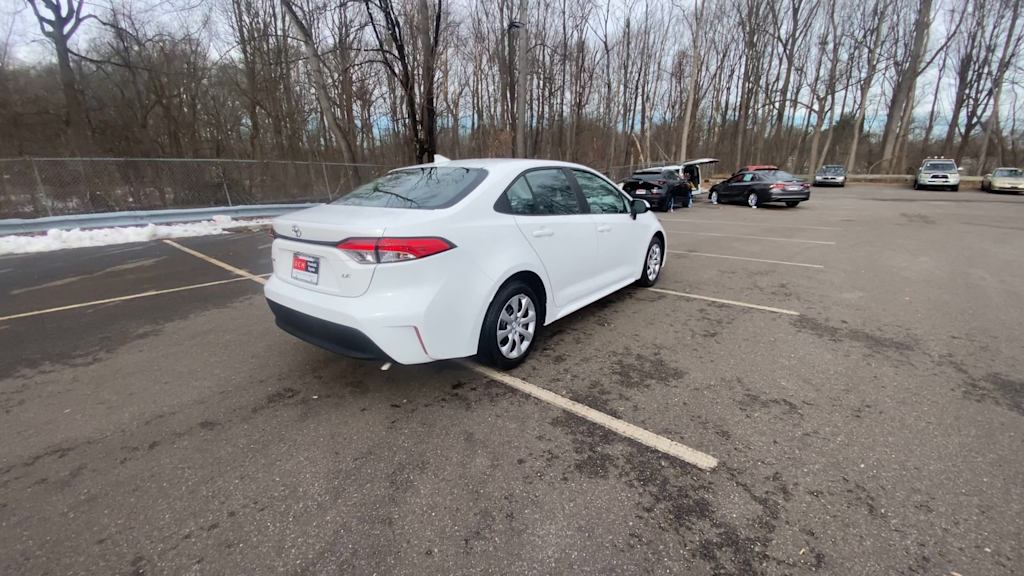 Thumbnail: 2024 Toyota Corolla - 5