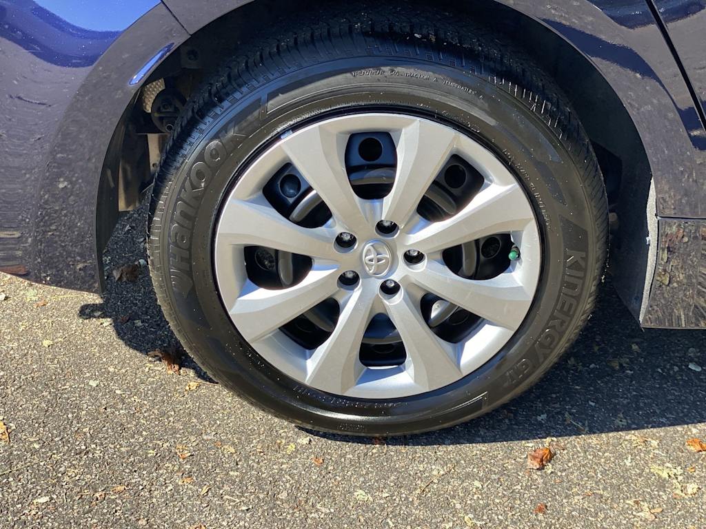 Thumbnail: 2024 Toyota Corolla - 21