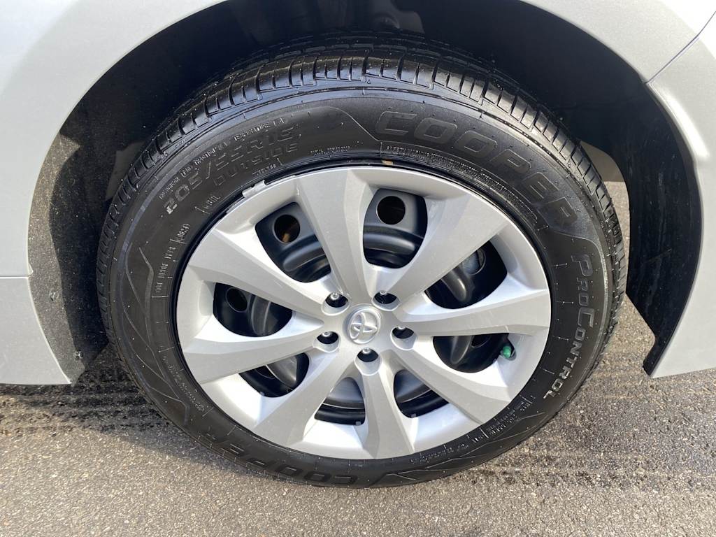 Thumbnail: 2024 Toyota Corolla - 24