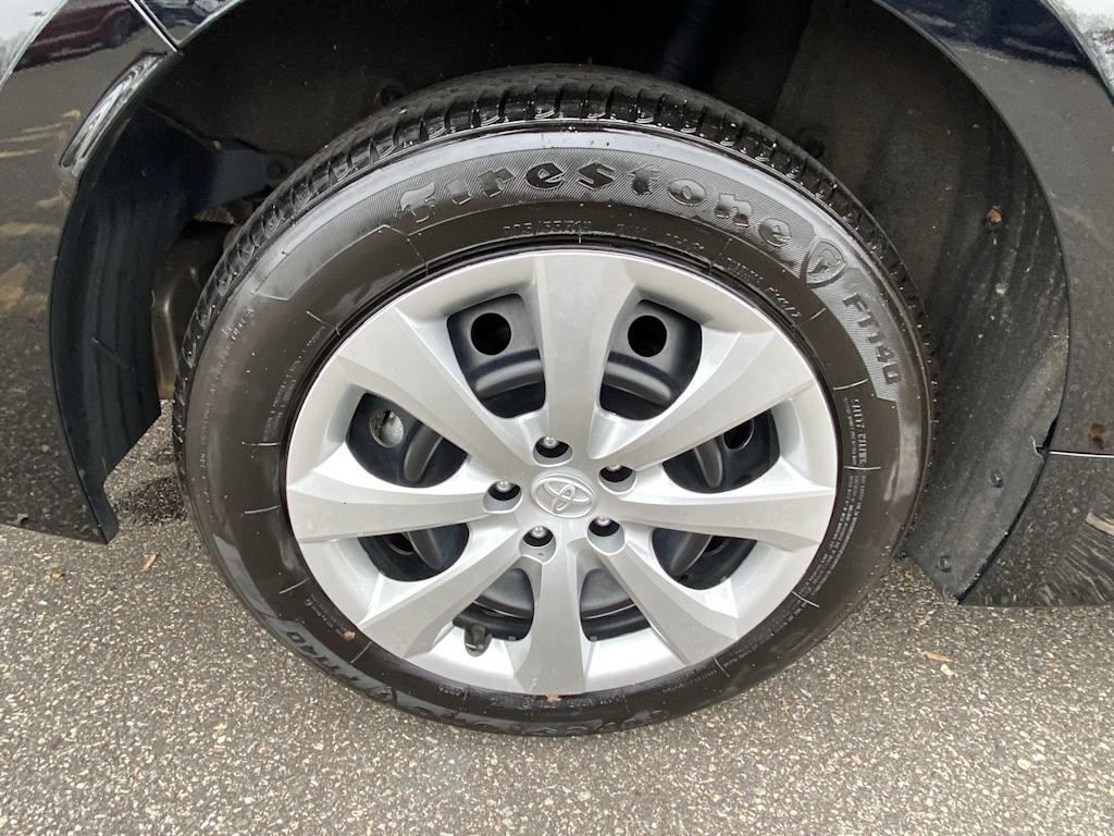 Thumbnail: 2024 Toyota Corolla - 30