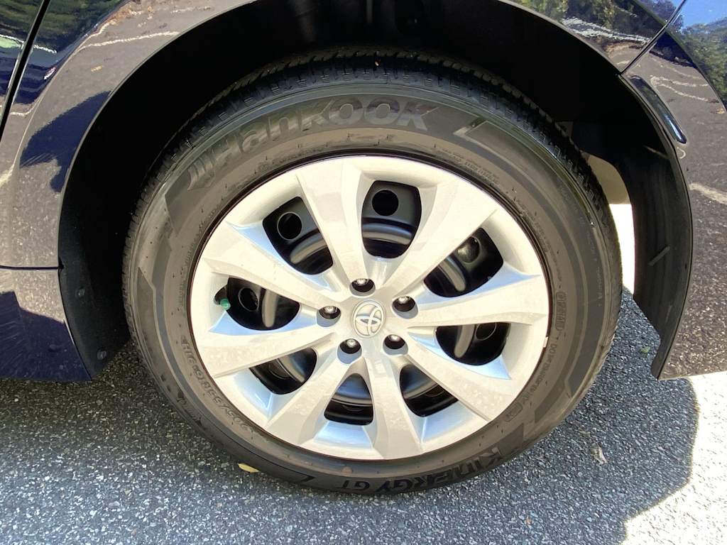 Thumbnail: 2024 Toyota Corolla - 22