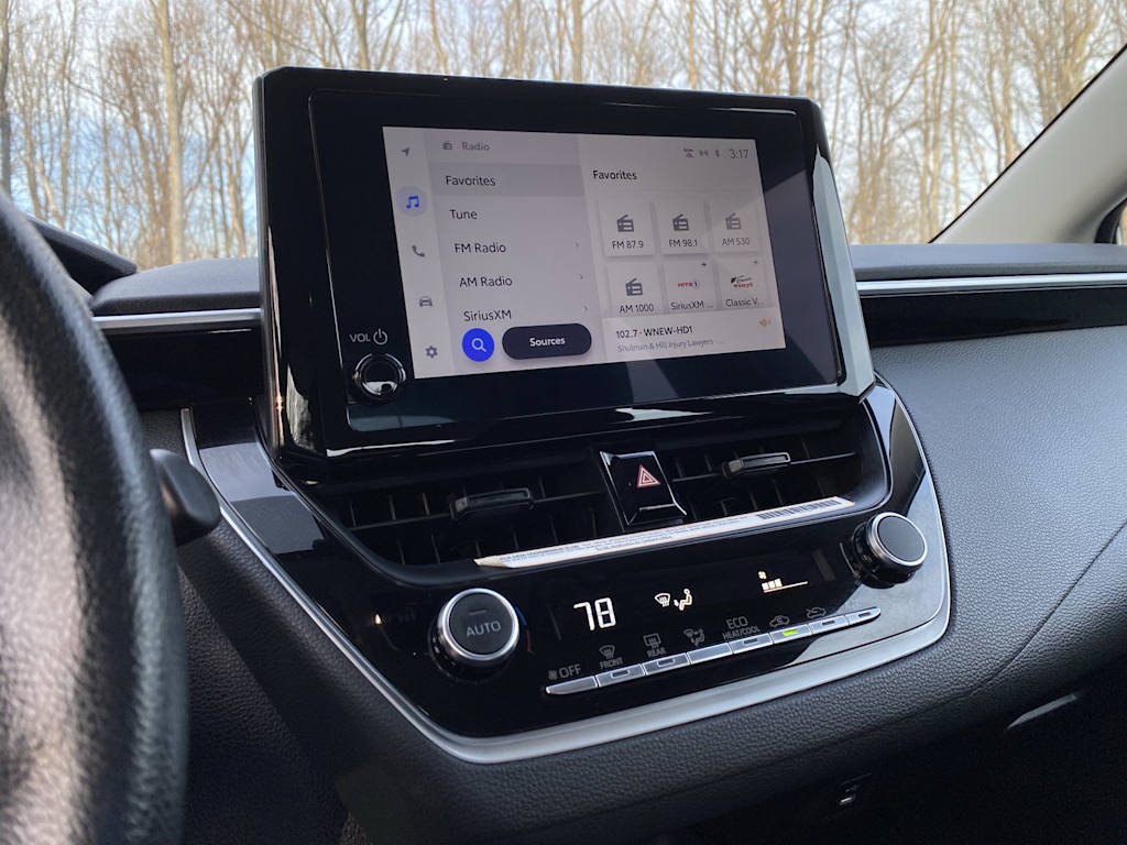 Thumbnail: 2024 Toyota Corolla - 12