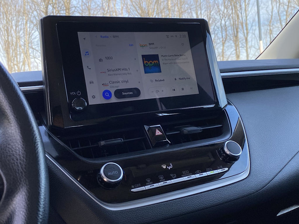 Thumbnail: 2025 Toyota Corolla - 12