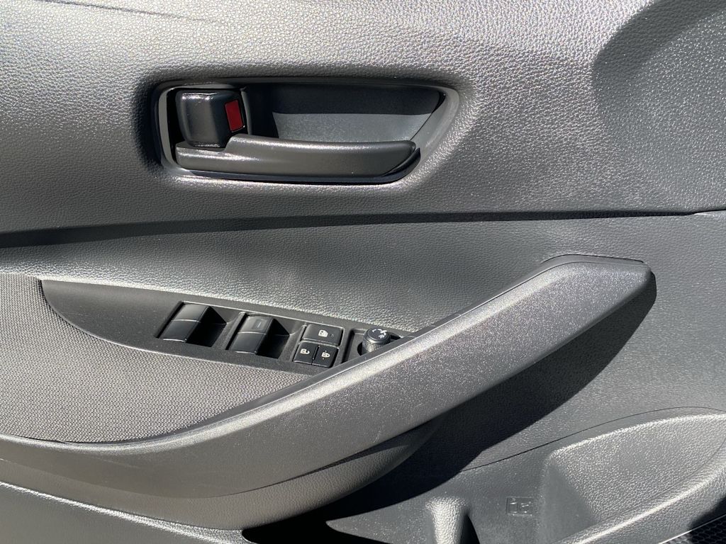 Thumbnail: 2025 Toyota Corolla - 26