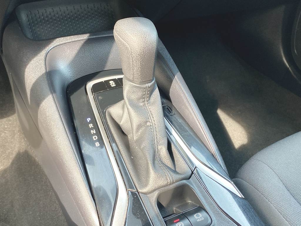 2022 Toyota Corolla LE 13