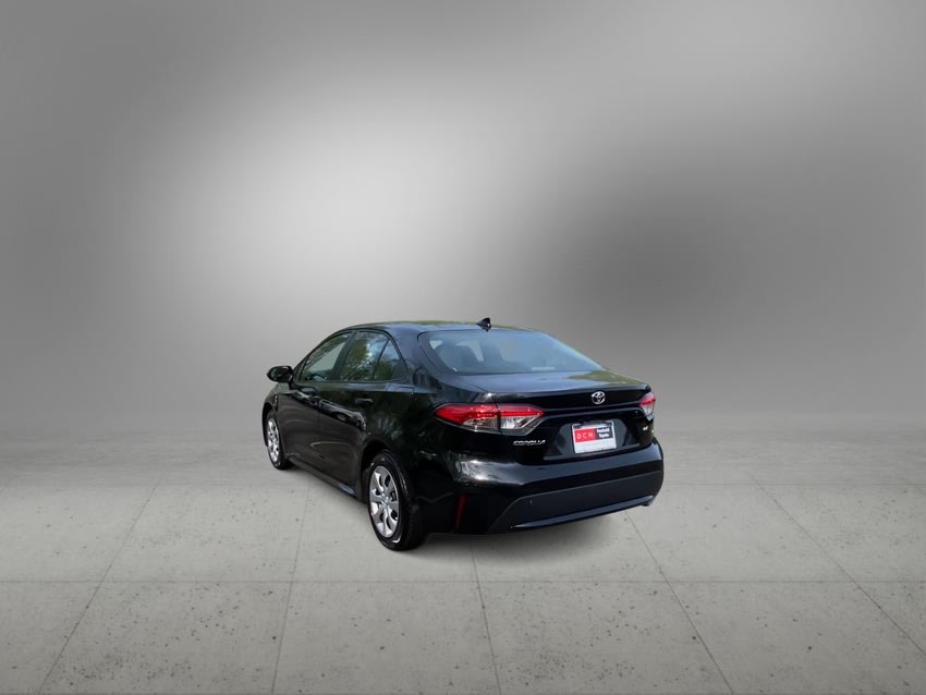 2022 Toyota Corolla LE 5