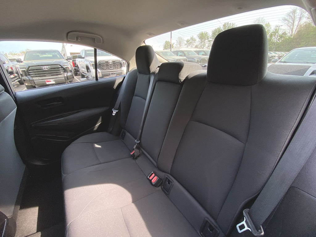 2022 Toyota Corolla LE 10