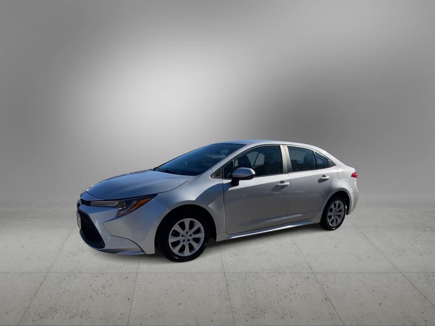 2022 Toyota Corolla LE 18