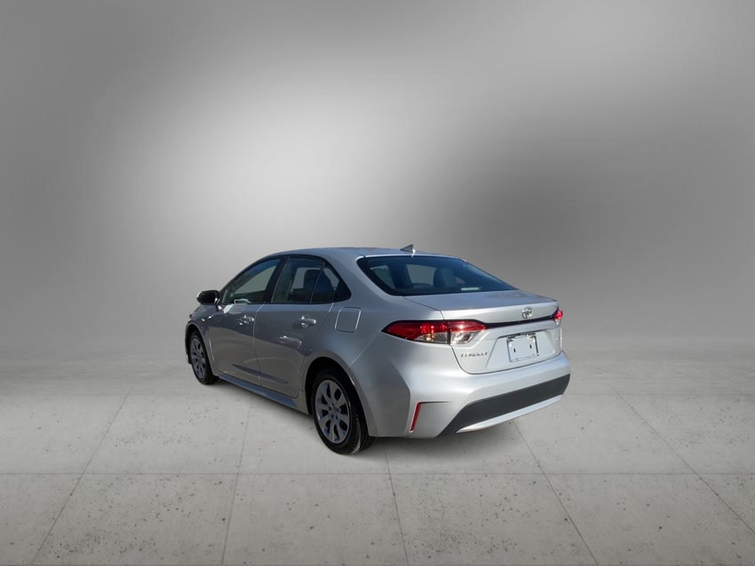 2022 Toyota Corolla LE 5