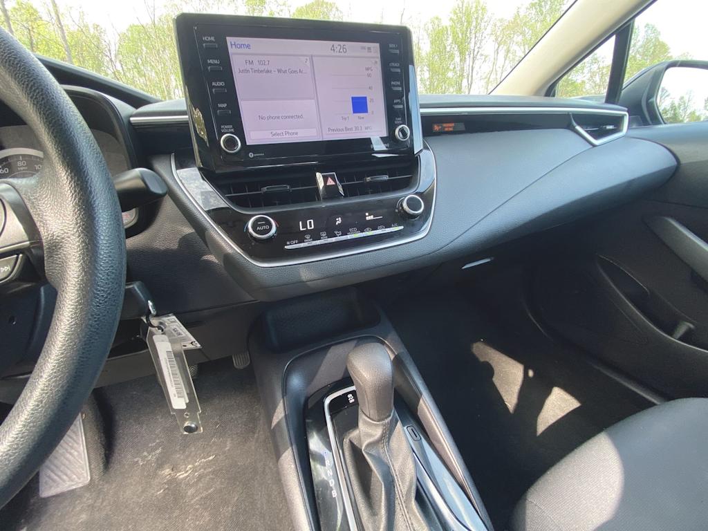 2022 Toyota Corolla LE 7