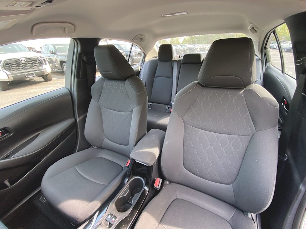 2022 Toyota Corolla LE 8