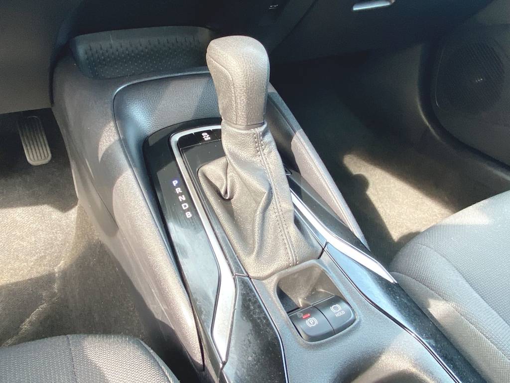 2022 Toyota Corolla LE 12