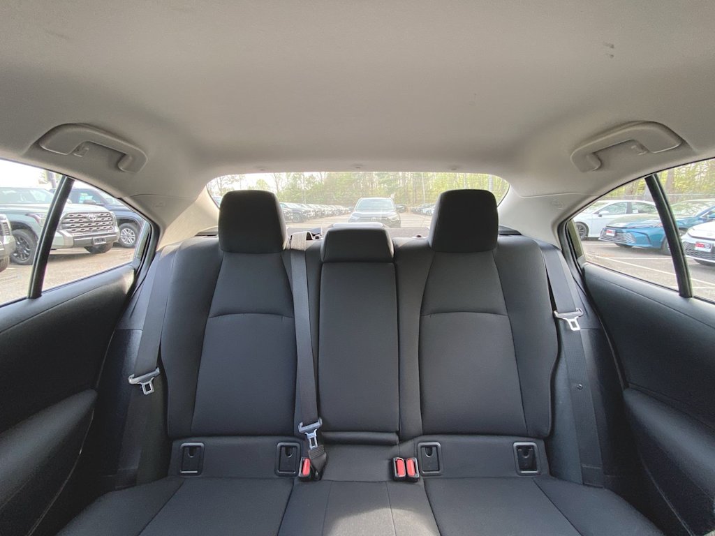 2022 Toyota Corolla LE 28