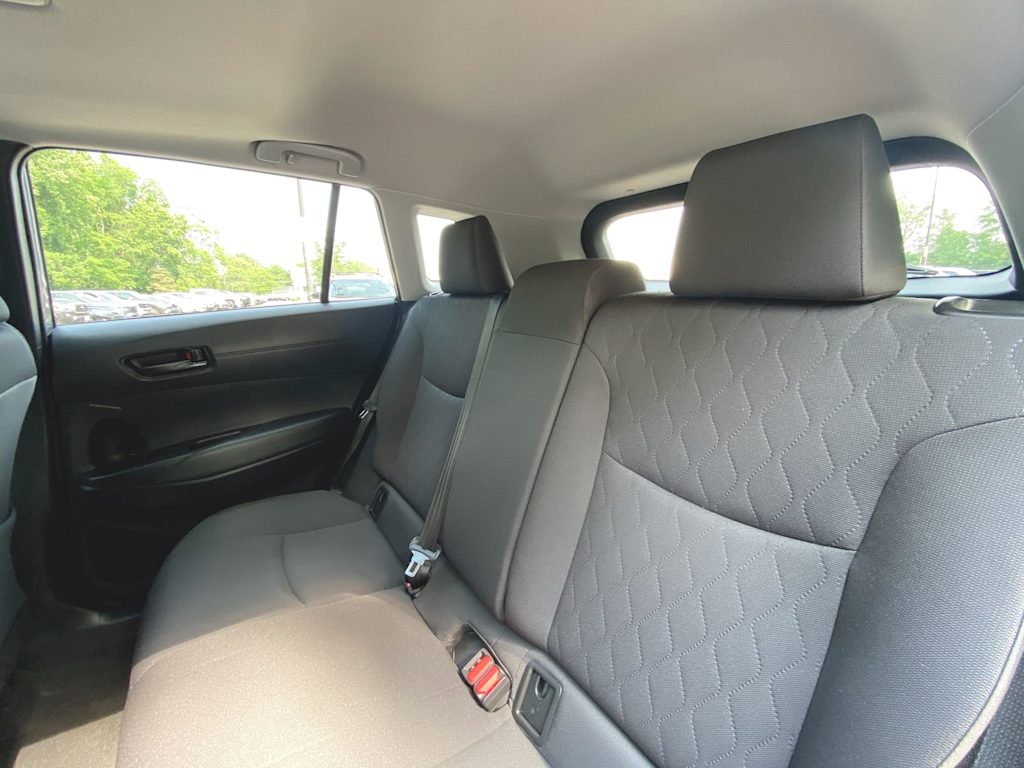 2024 Toyota Corolla Cross LE 10