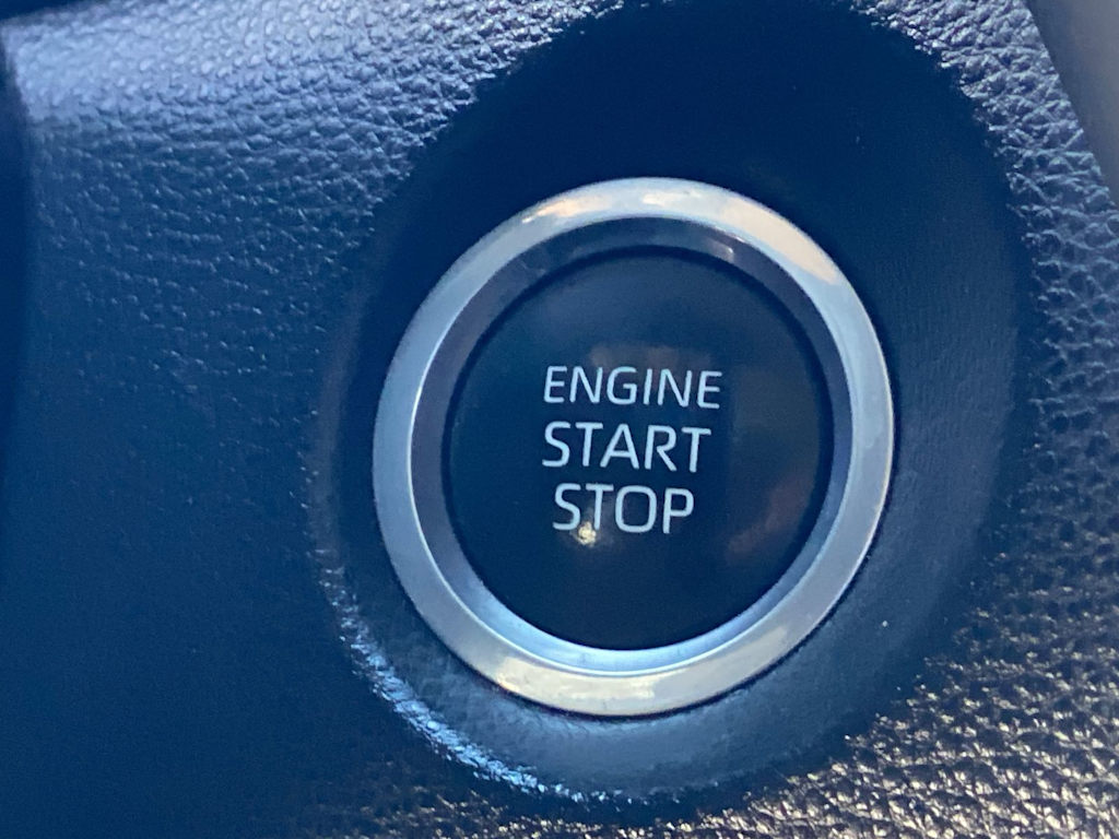 Thumbnail: 2023 Toyota Corolla Cross - 32