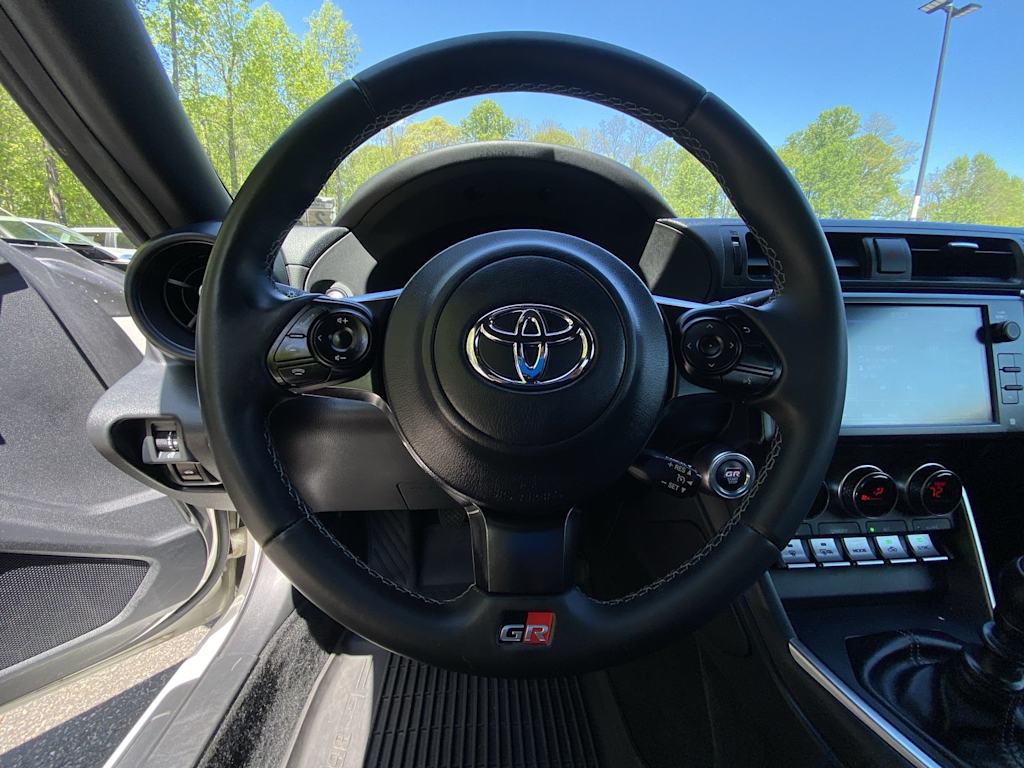 Thumbnail: 2023 Toyota GR86 - 6