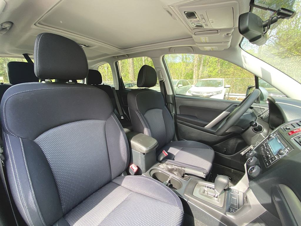2015 Subaru Forester Premium 26