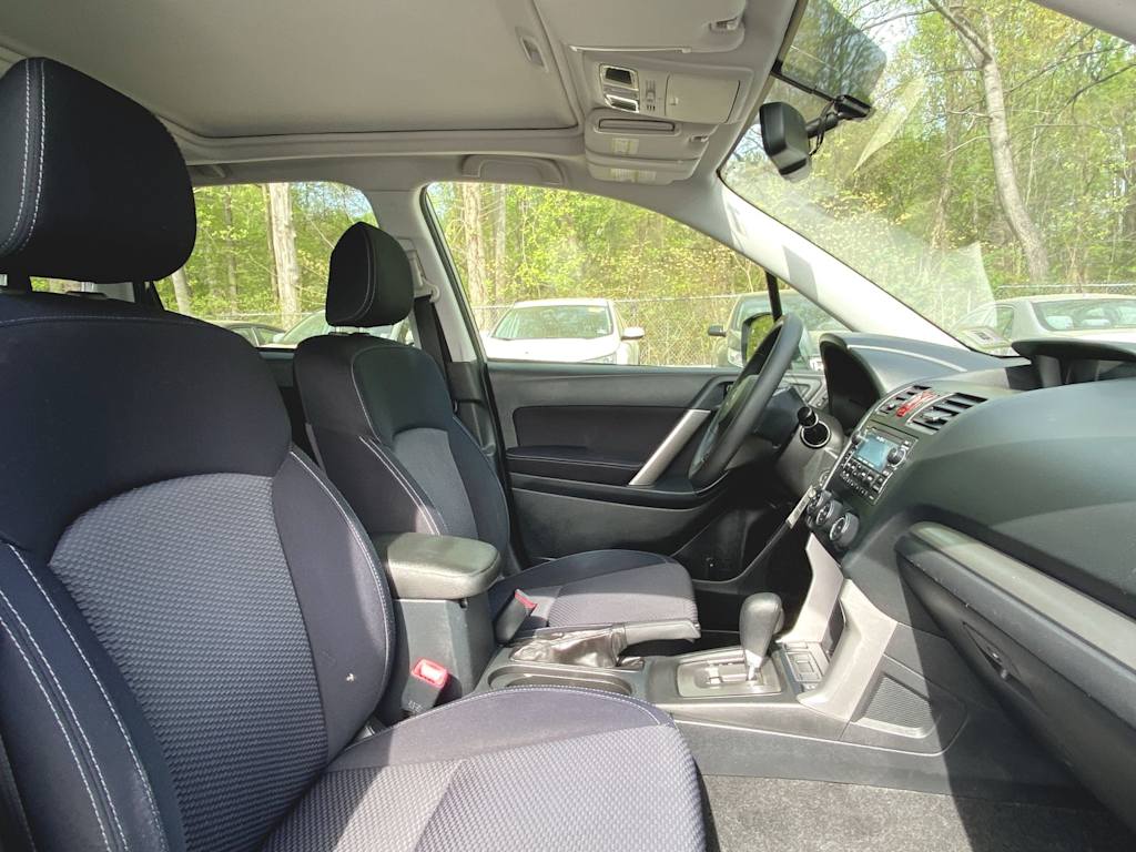 2015 Subaru Forester Premium 25