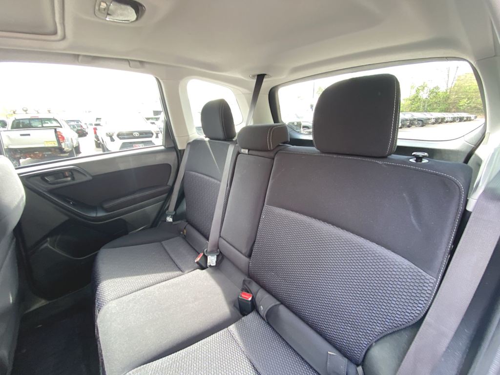 2015 Subaru Forester Premium 9