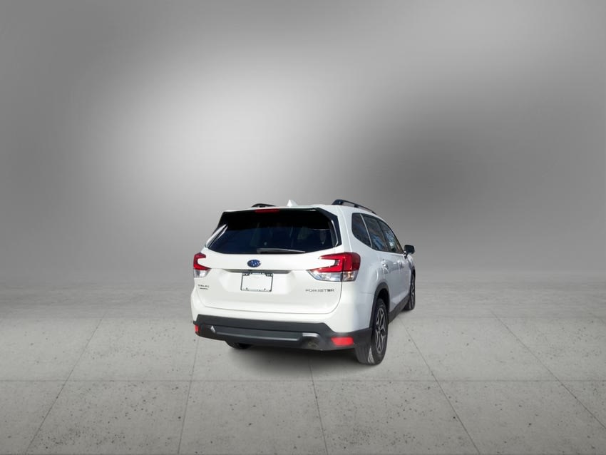2022 Subaru Forester Premium 16