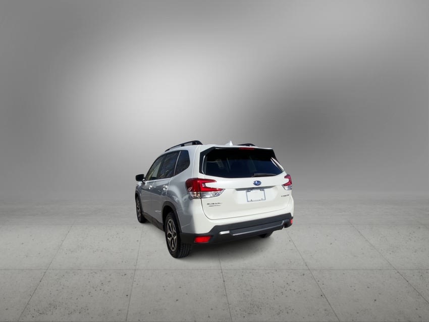 2022 Subaru Forester Premium 5