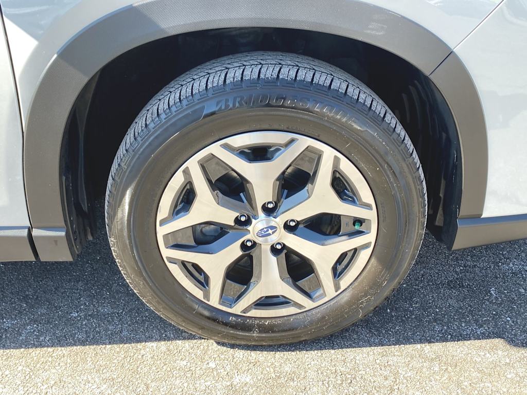 2022 Subaru Forester Premium 23