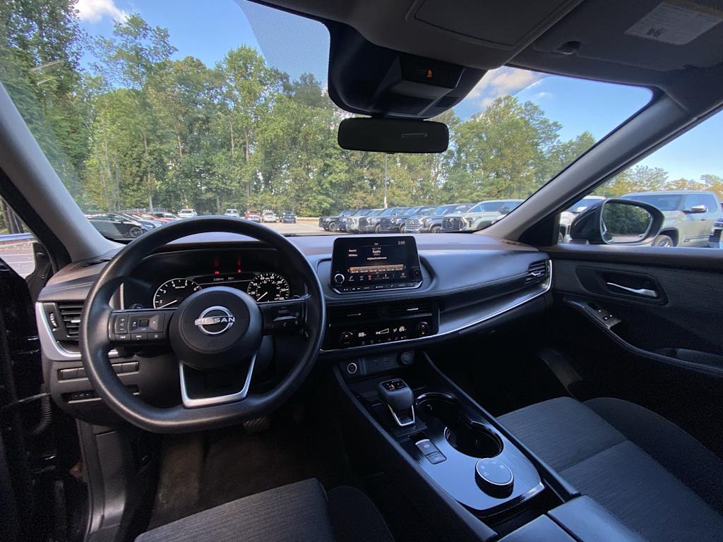 Thumbnail: 2023 Nissan Rogue - 8