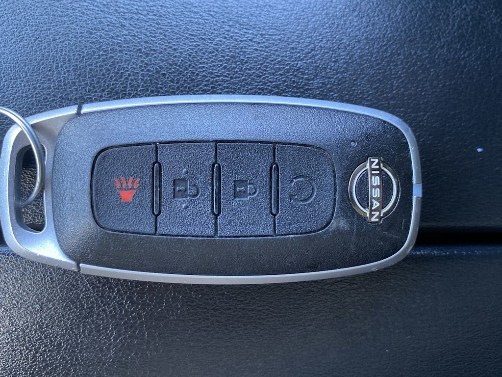 Thumbnail: 2023 Nissan Rogue - 17