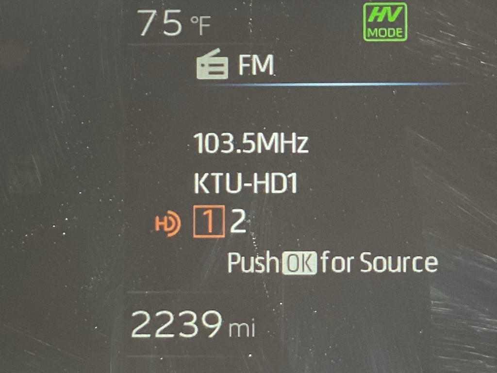 Thumbnail: 2026 Toyota Prius v - 13