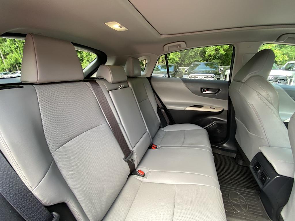 Thumbnail: 2024 Toyota Venza - 29