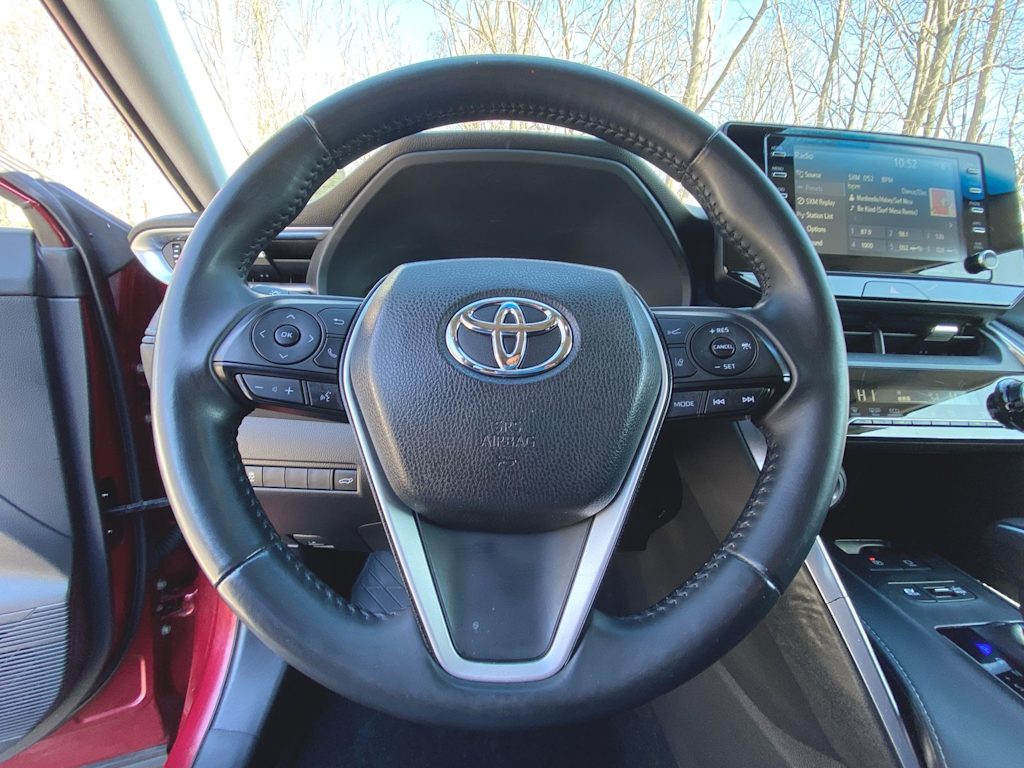 2021 Toyota Venza LE 12