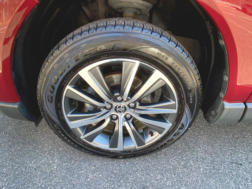 2021 Toyota Venza LE 7