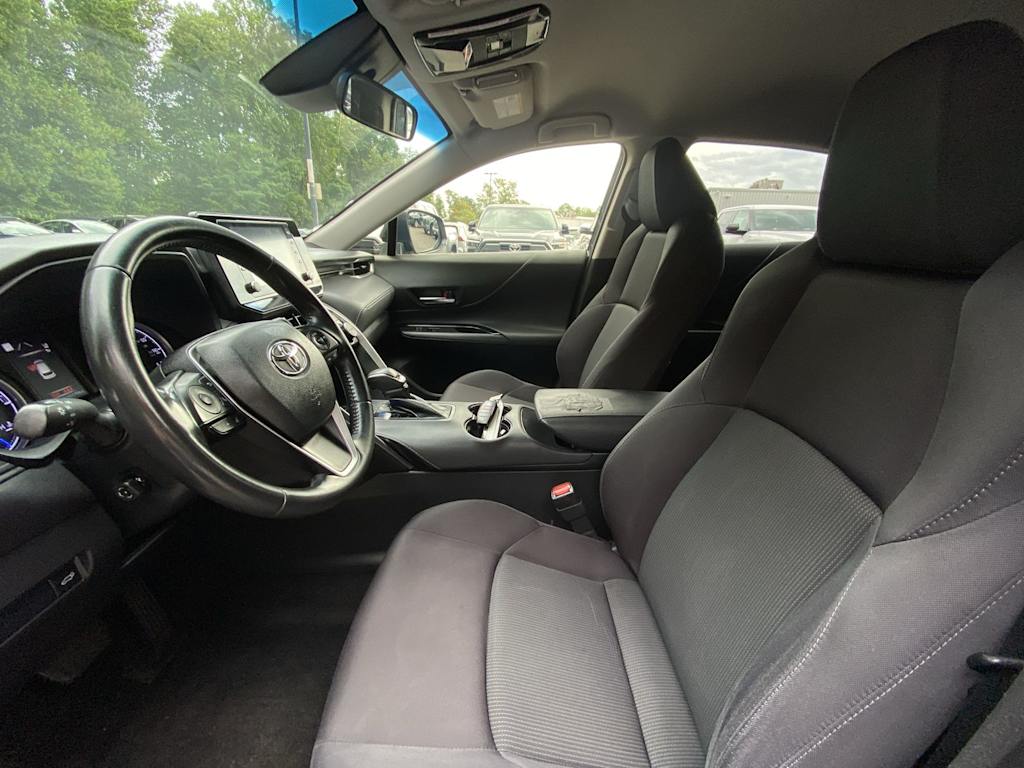 Thumbnail: 2021 Toyota Venza - 6