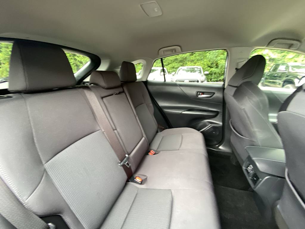Thumbnail: 2021 Toyota Venza - 22