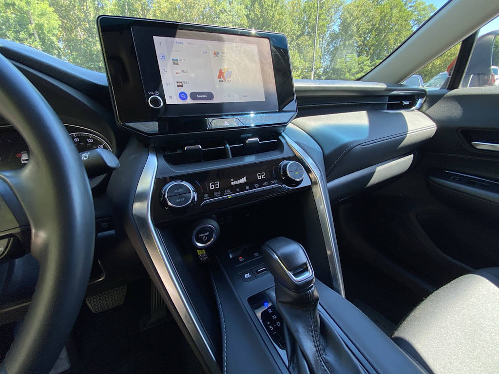 Thumbnail: 2023 Toyota Venza - 7