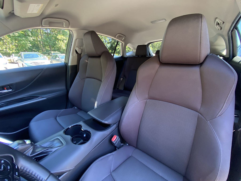 Thumbnail: 2023 Toyota Venza - 9