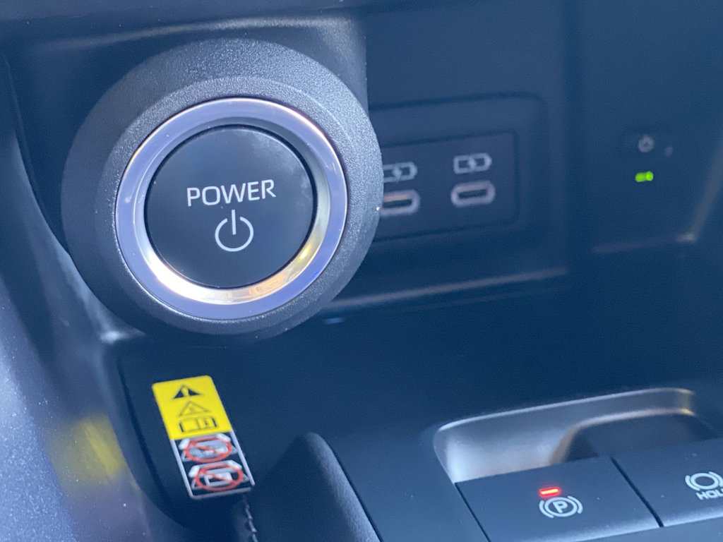 Thumbnail: 2023 Toyota Venza - 28