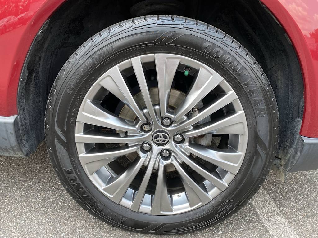 Thumbnail: 2021 Toyota Venza - 38