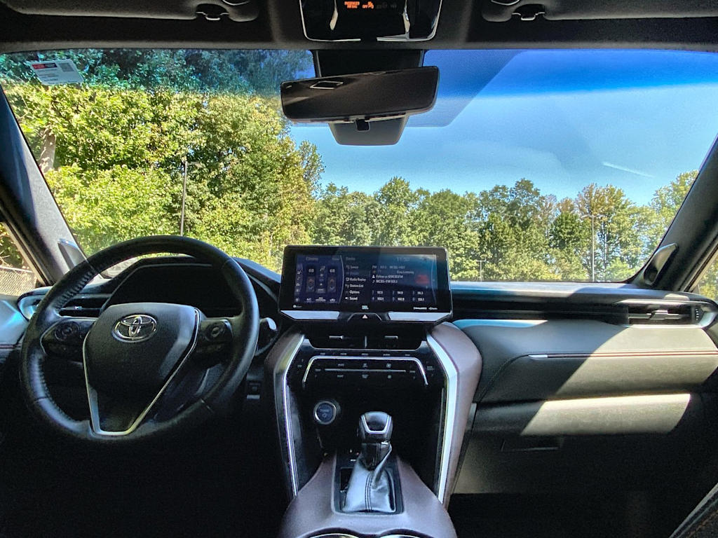 Thumbnail: 2021 Toyota Venza - 2