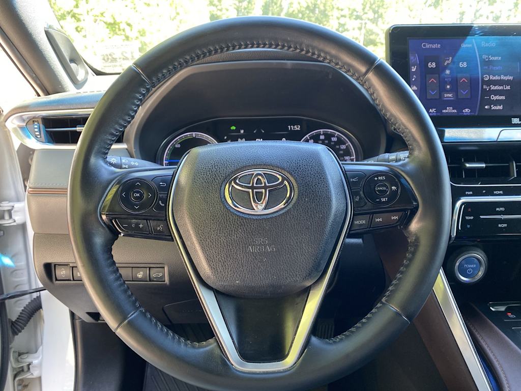 Thumbnail: 2021 Toyota Venza - 13