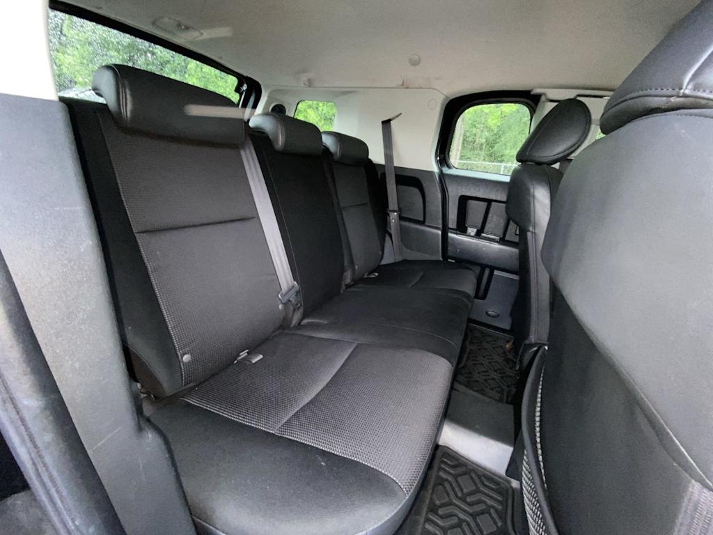 Thumbnail: 2008 Toyota FJ Cruiser - 31