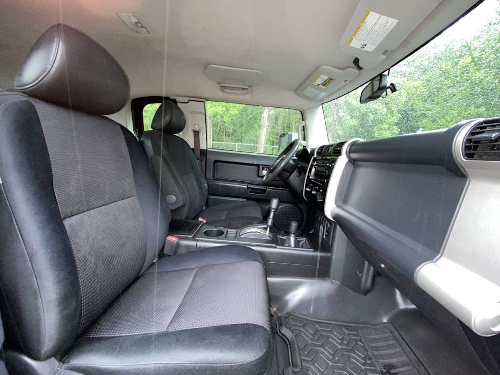 Thumbnail: 2008 Toyota FJ Cruiser - 29