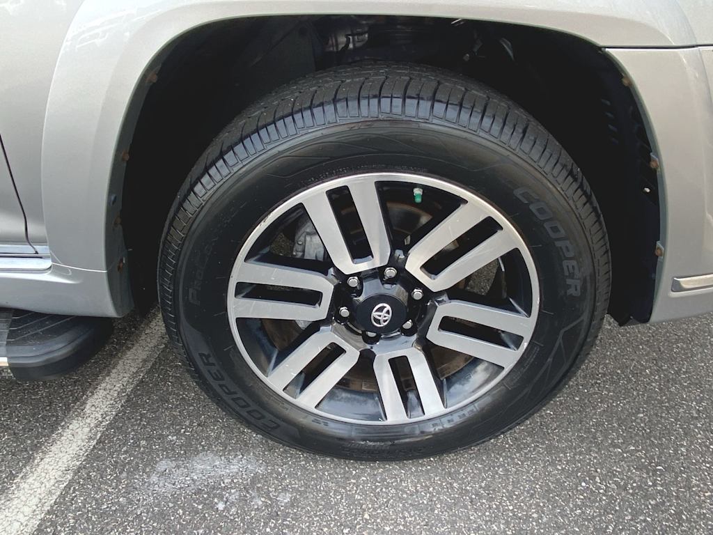 2018 Toyota 4Runner Limited 24