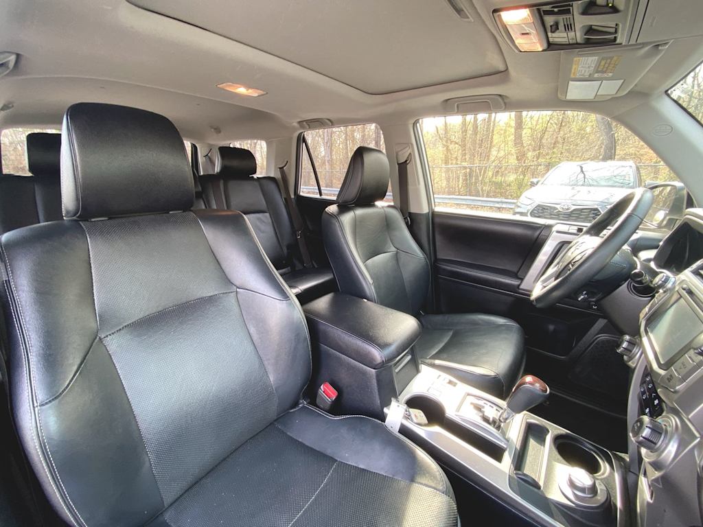 2018 Toyota 4Runner Limited 29