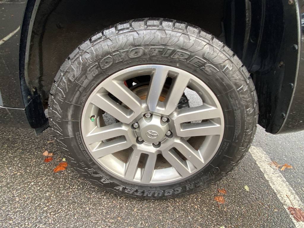 Thumbnail: 2010 Toyota 4Runner - 27